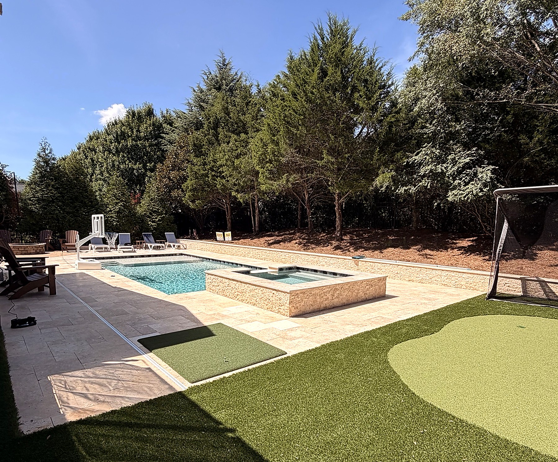 Pool water feature